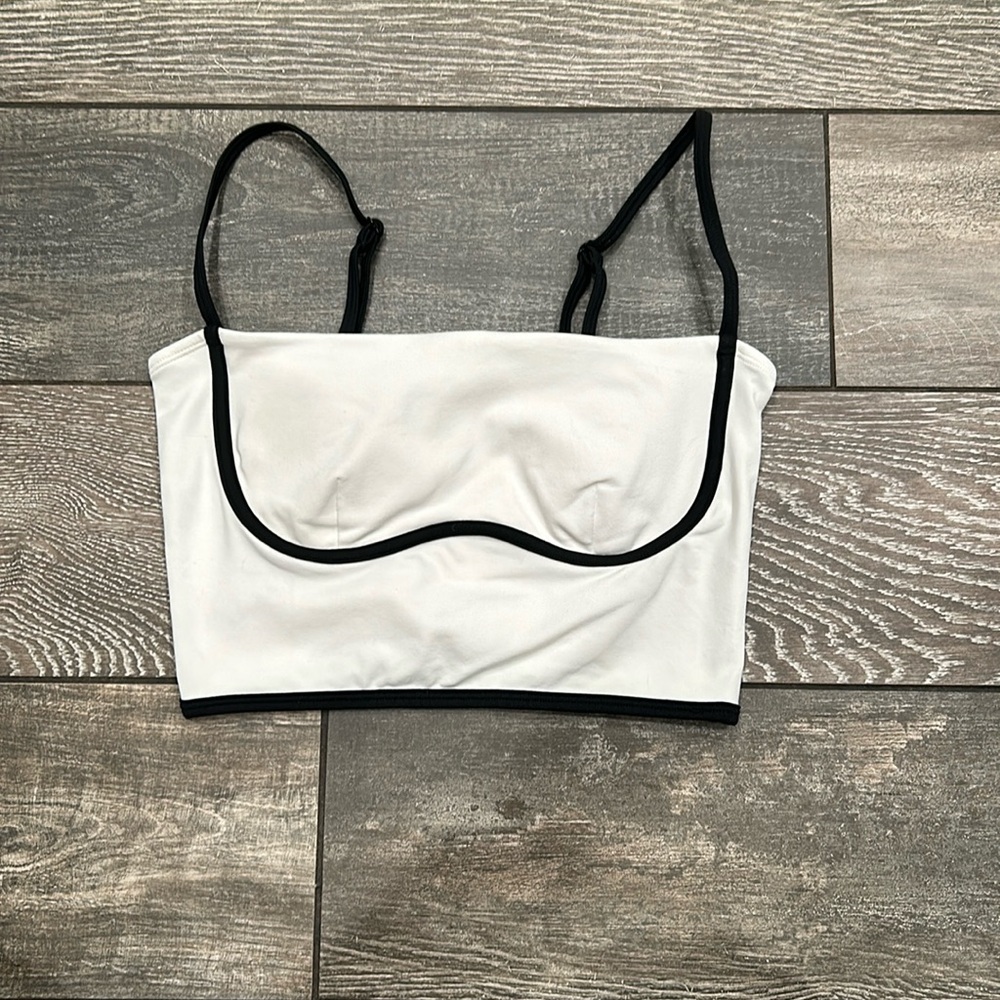 26. Alo Airbrush Streamline Bra Tank